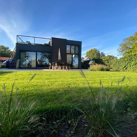 Green Villa In Bester Lage - Dachterrasse Mit Meerblick - Grosser Eingezaeunter Garten - Kinderfreundlich - Hunde Inklusive - 4 Sterne Resort - Direkt Am Strand - Pool Inklusive هولْسْهورست المظهر الخارجي الصورة