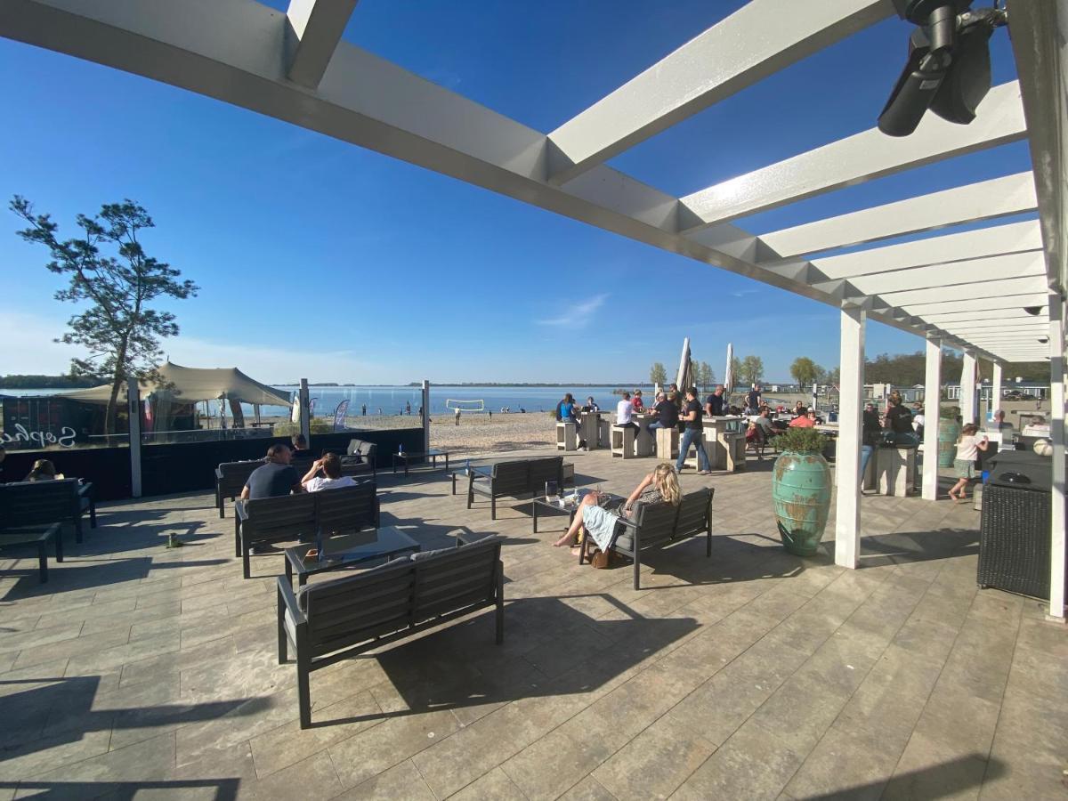 Green Villa In Bester Lage - Dachterrasse Mit Meerblick - Grosser Eingezaeunter Garten - Kinderfreundlich - Hunde Inklusive - 4 Sterne Resort - Direkt Am Strand - Pool Inklusive هولْسْهورست المظهر الخارجي الصورة