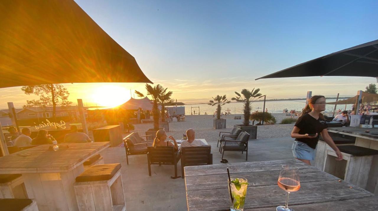 Green Villa In Bester Lage - Dachterrasse Mit Meerblick - Grosser Eingezaeunter Garten - Kinderfreundlich - Hunde Inklusive - 4 Sterne Resort - Direkt Am Strand - Pool Inklusive هولْسْهورست المظهر الخارجي الصورة